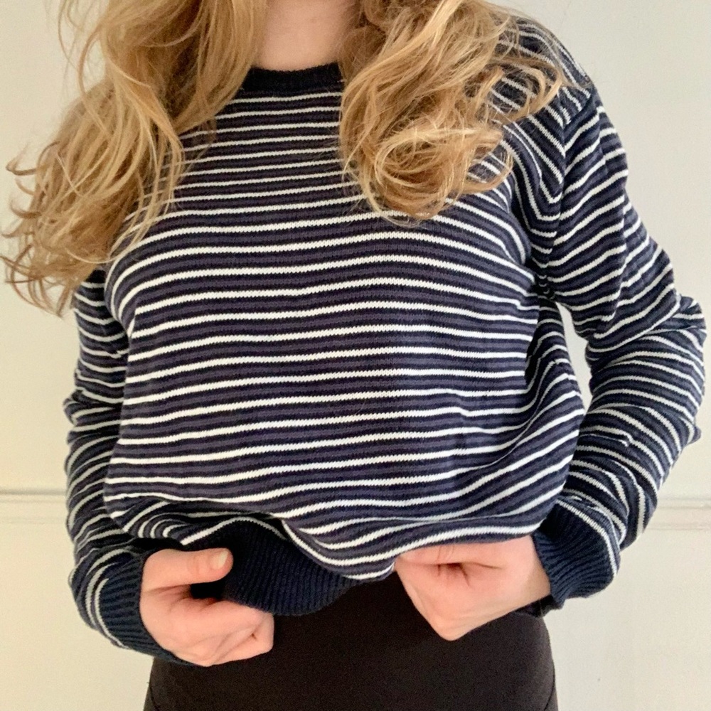 brandy melville sweater